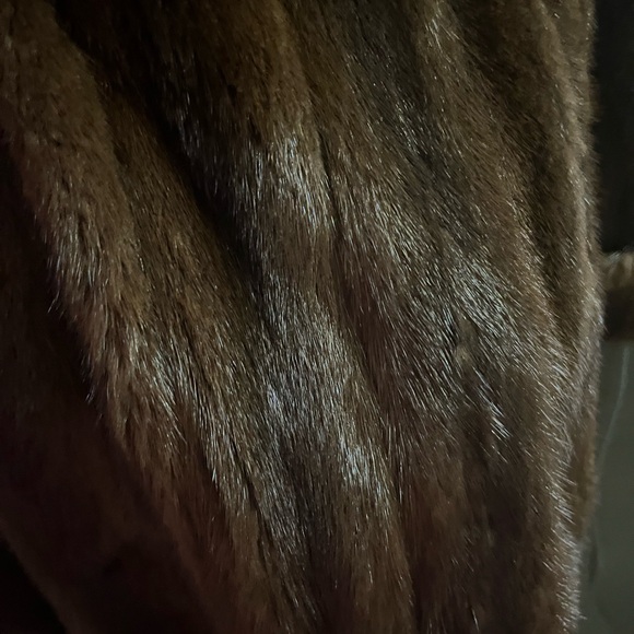 Mink coat - Picture 2 of 7